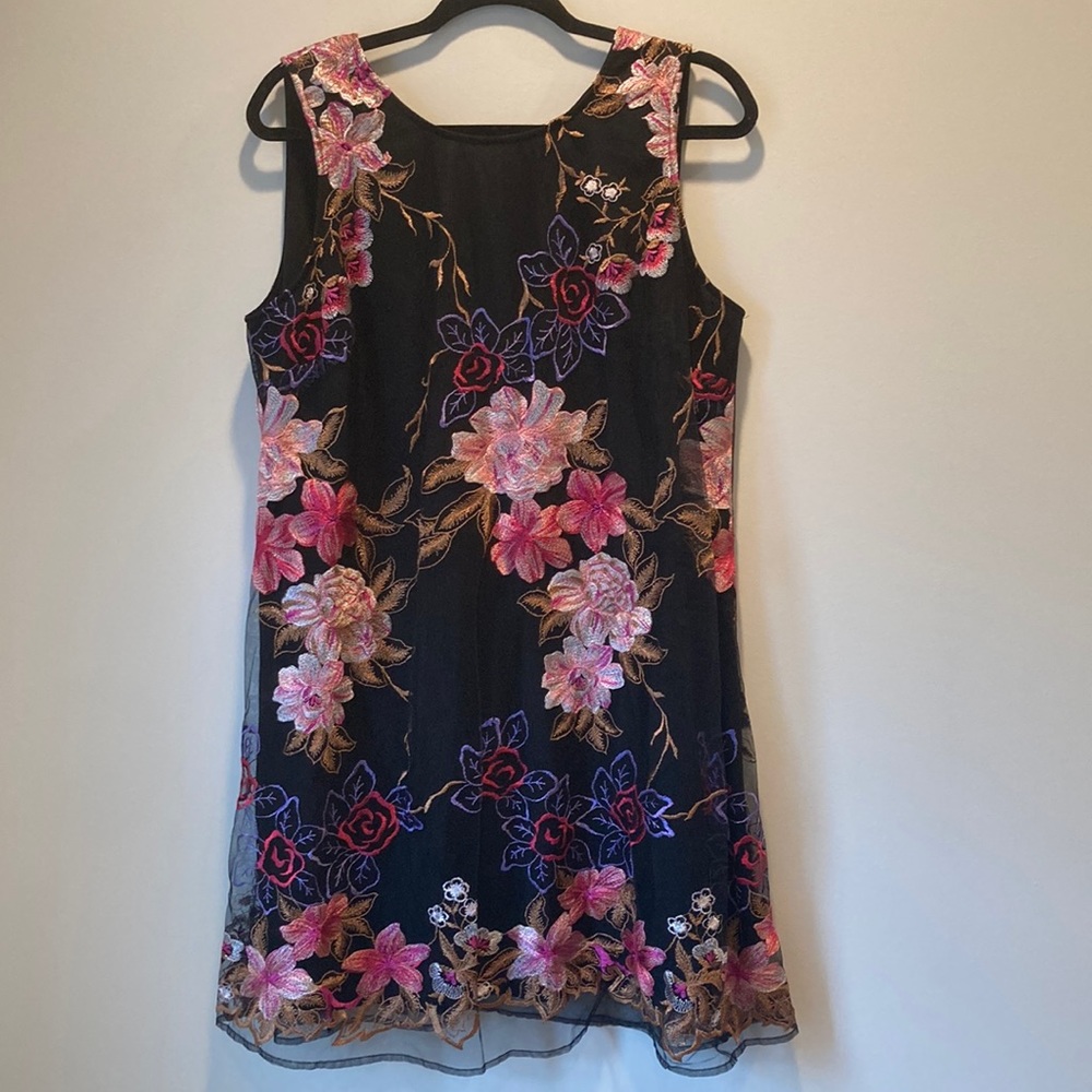 Beige by ECI Embroidered Floral Dress Size 1X